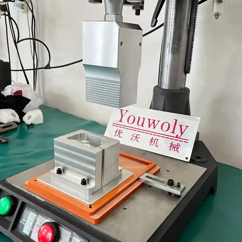 

Ultrasonic welding head, lawn mower oil pot welding head mold custom 15K welding head mold bottom mold