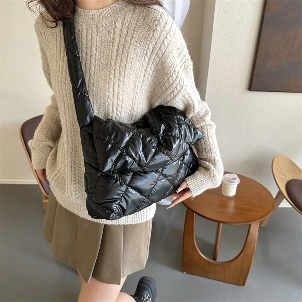 Puffer Tote Bag for Women Fashion Quilted Shoulder Bag 2023 Winter Down Cotton Padded Crossbody Bag Nylon Padding Handbags Purse