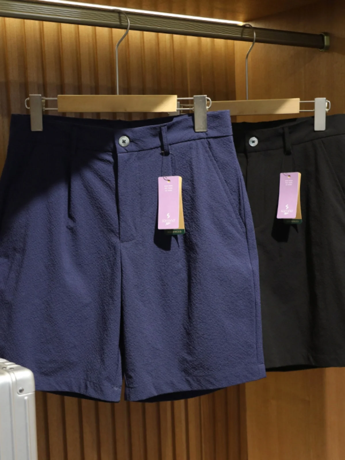 

Мужские модные городские повседневные брюки из ткани Bubble Cloth, длиной до колена, дышащие, быстросохнущие, универсальные, удобные, легкие, летние