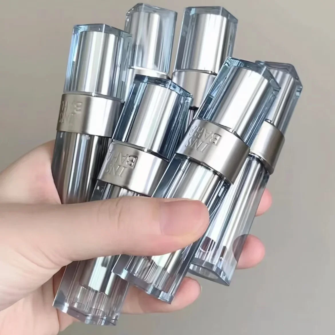 

INSBAHA Leap Into Summer Mirror Water Lipstick Brighten Not Easy to Stick Cup Solid Lipgloss Long-lasting Makeup