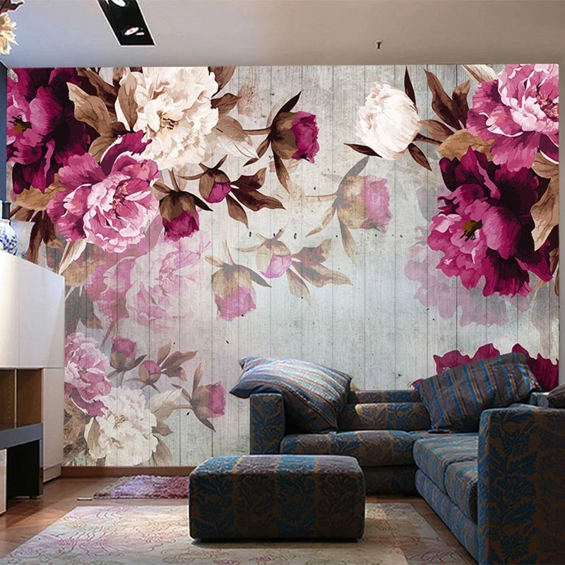 papel-de-parede-personalizado-com-textura-de-tabuas-de-madeira-vintage-e-flores-roxas-para-quarto-sala-de-estar-sofa-fundo-de-tv-restaurante-e-hotel