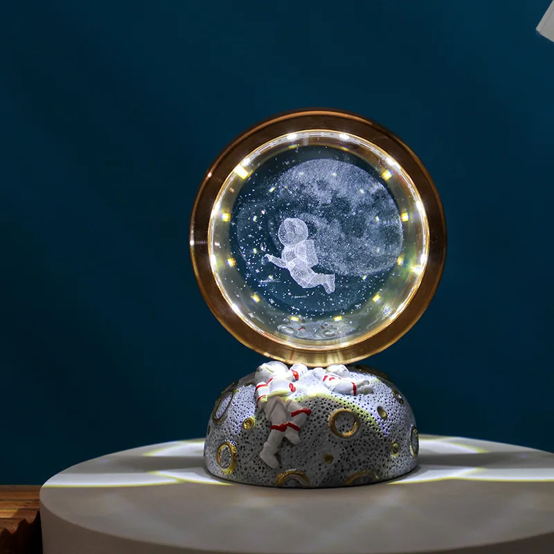 Creative Starry Sky Glass Ball Astronaut Glowing Night Light Desktop Ornament Birthday Gift Student Present