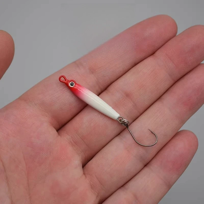 

New 3g 5g Micro Iron Plate Bait for Stream Wild Fishing Far Throw Root Fishing Mini VIB Crankbait Laser Coating Small Swimbait