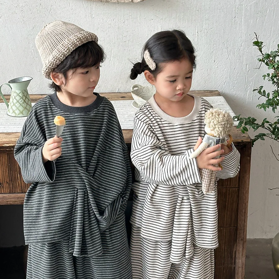 

Suit 2025 Autumn and Winter New Childrens Clothing Korean Style Boys and Girls Loose Pinstripe Sweaters Two Sets Casual Simple
