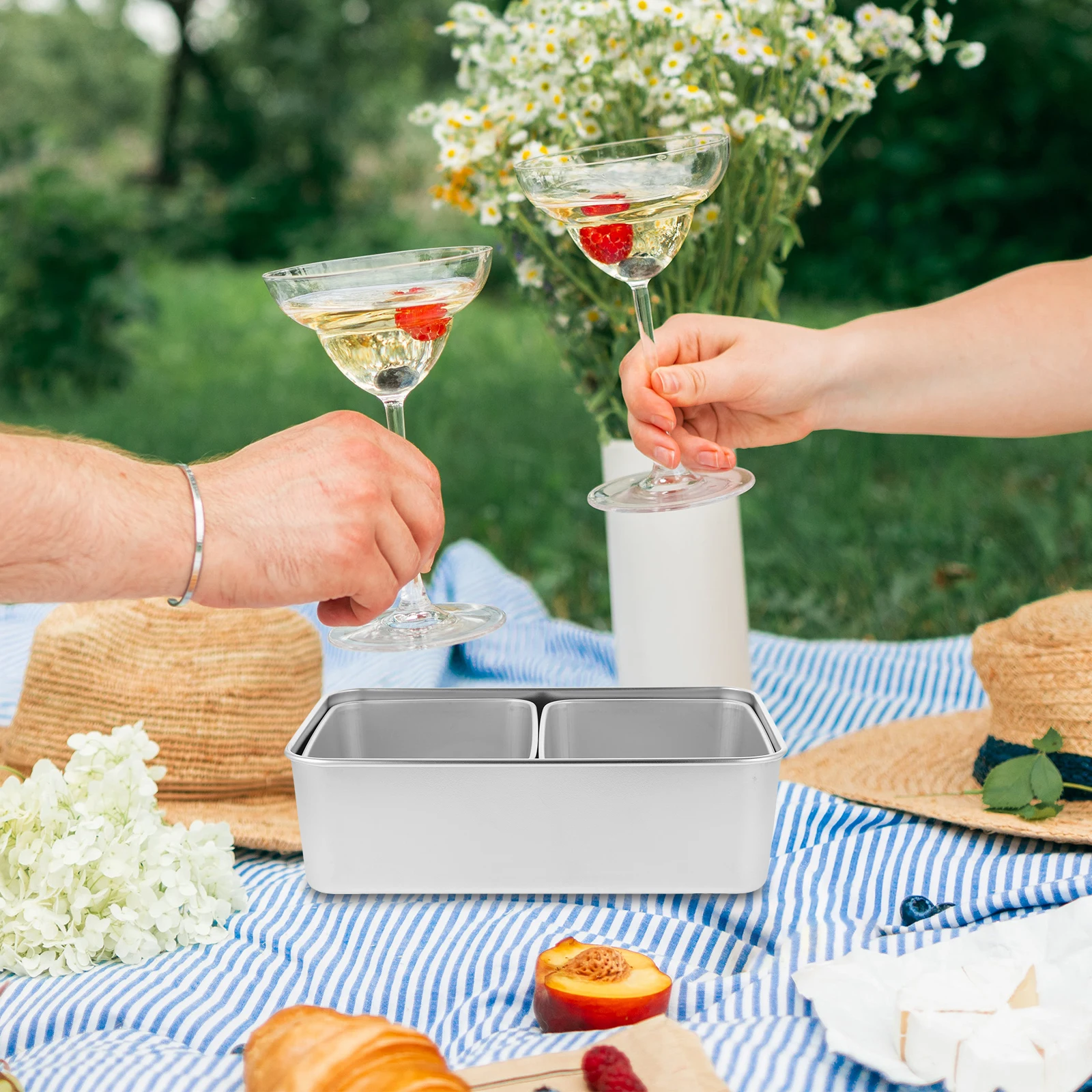 

Portable Stainless Steel Snack Box Compartment Food Container Outdoor Picnic Camping Travel Dried Fruit Tray Nuts