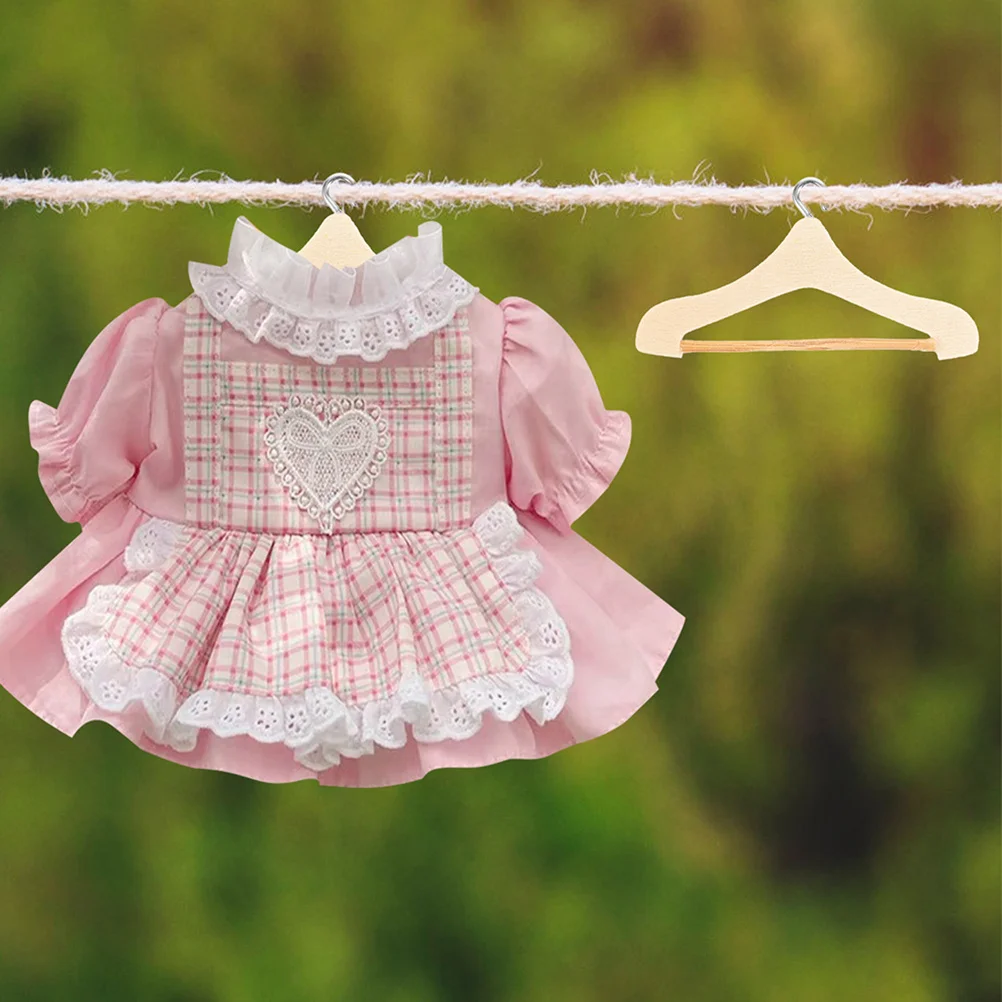 

18Pcs Delicate Mini Hangers Suitable for Dresses Tops Pants Replacement Hangers for Mini House Closet Organization Supplies