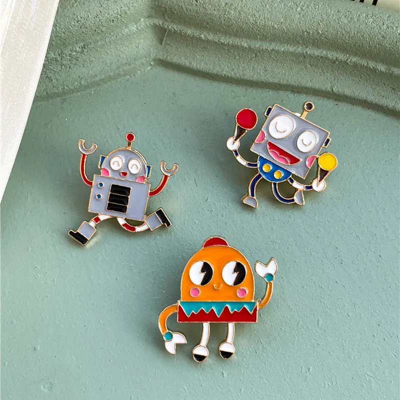 Cute Cartoon Dancing Robot Enamel Brooch Fashion Performance Ice Cream Machine Man Lapel Badge Pins Jewelry Gifts For Kids