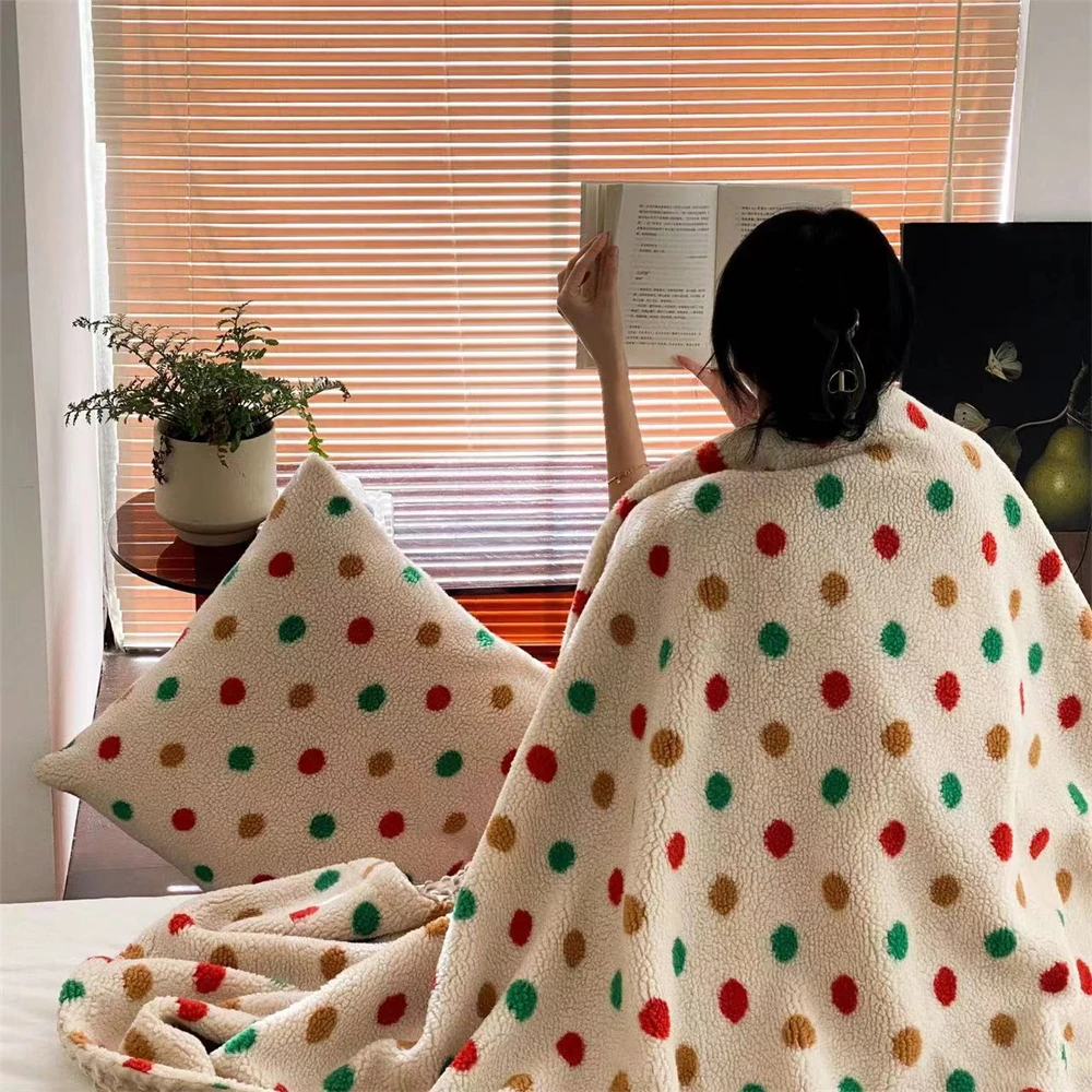 

Korean Style Ins Color Wave Dot Lamb Fleece Bean Blanket Home Casual Sofa Shawl Blanket Baby Car Thickened Warm Cover Blanket