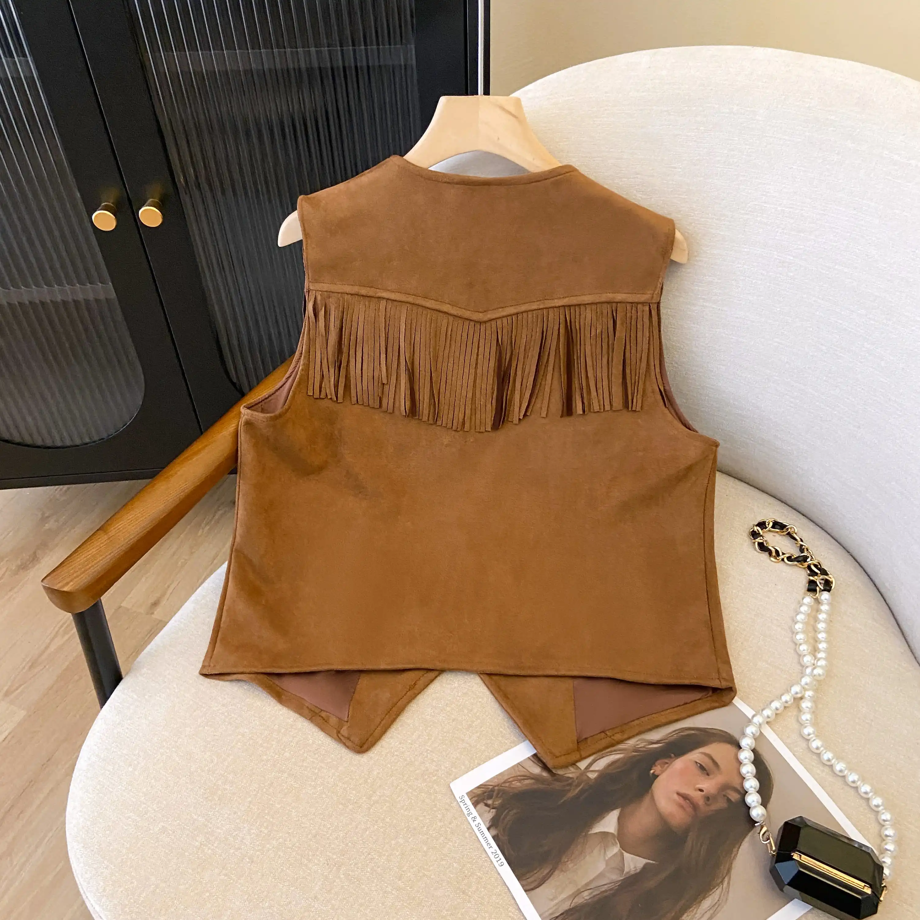 Bohemian Style Suede Vest Western Cowboy Match Rivet Tassel Sweater Coat Skirt Shoulder Pad Spring Street Style Ladies Jacket