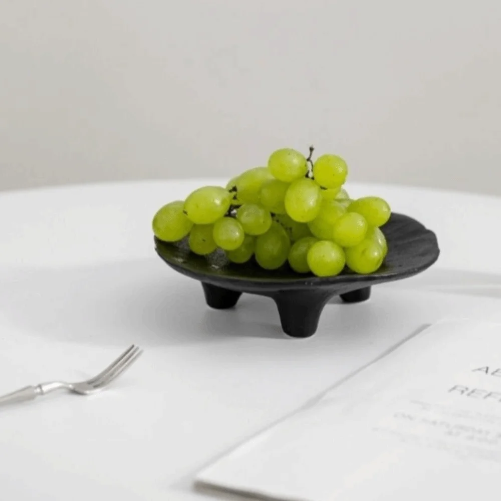 

Ceramic Jewelry Storage Tray Irregular Creative Jewelry Display Rack Simple Portable Desktop Storage Plate Cosmetics