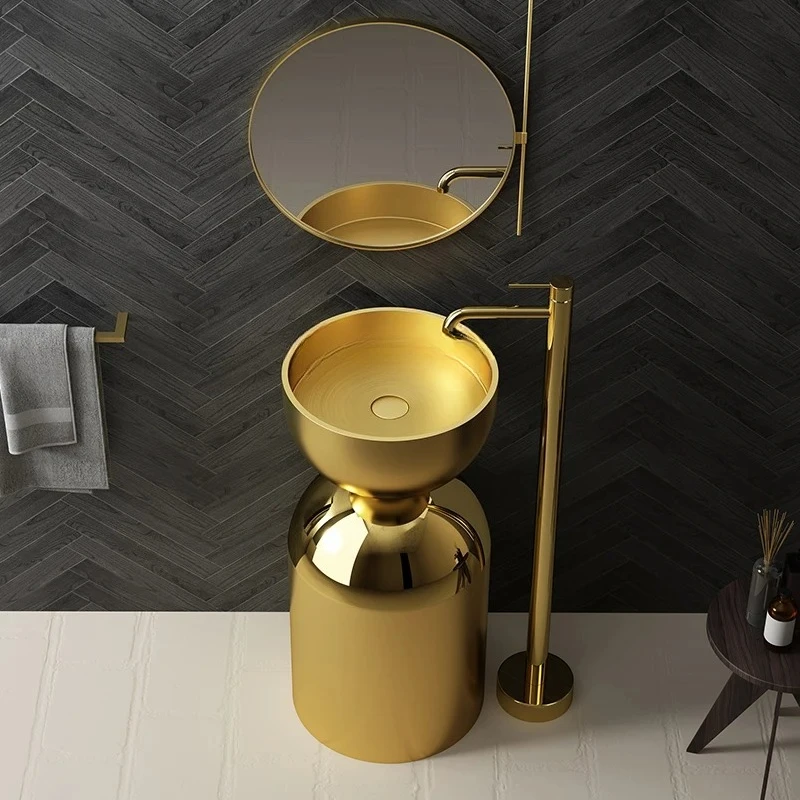 

Колонный бассейн из нержавеющей стали Art 304. Уличный колонный бассейн. Встроенный умывальник от пола до потолка. Садовый бассейн для виллы.