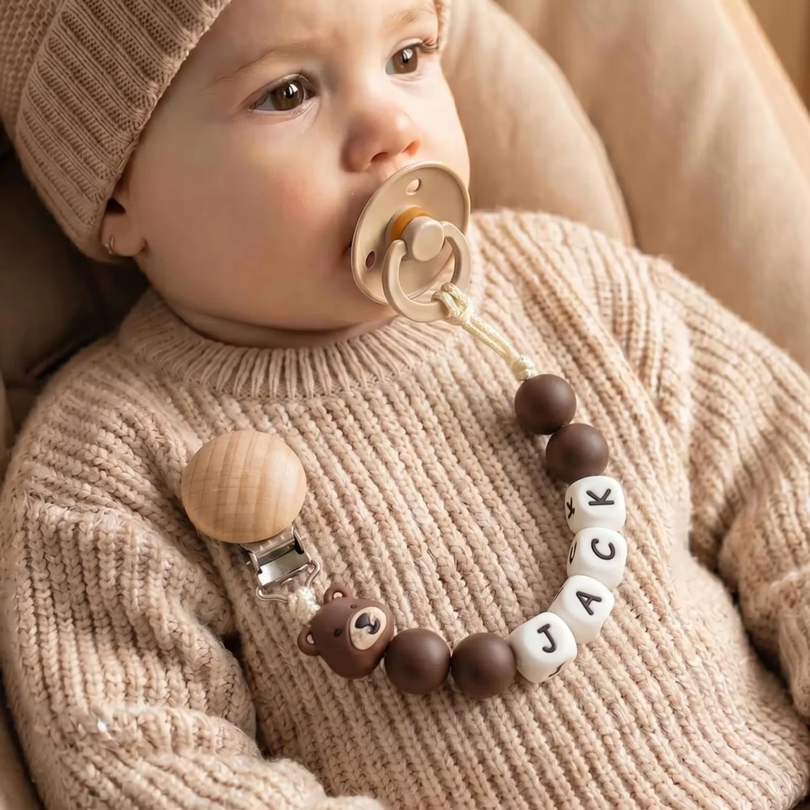 Silicone Newborn Pacifer Chain Personalized Name Bear Wooden Pacifier Clip Teething Beads Baby Dummy Holder for Baby Shower Gift