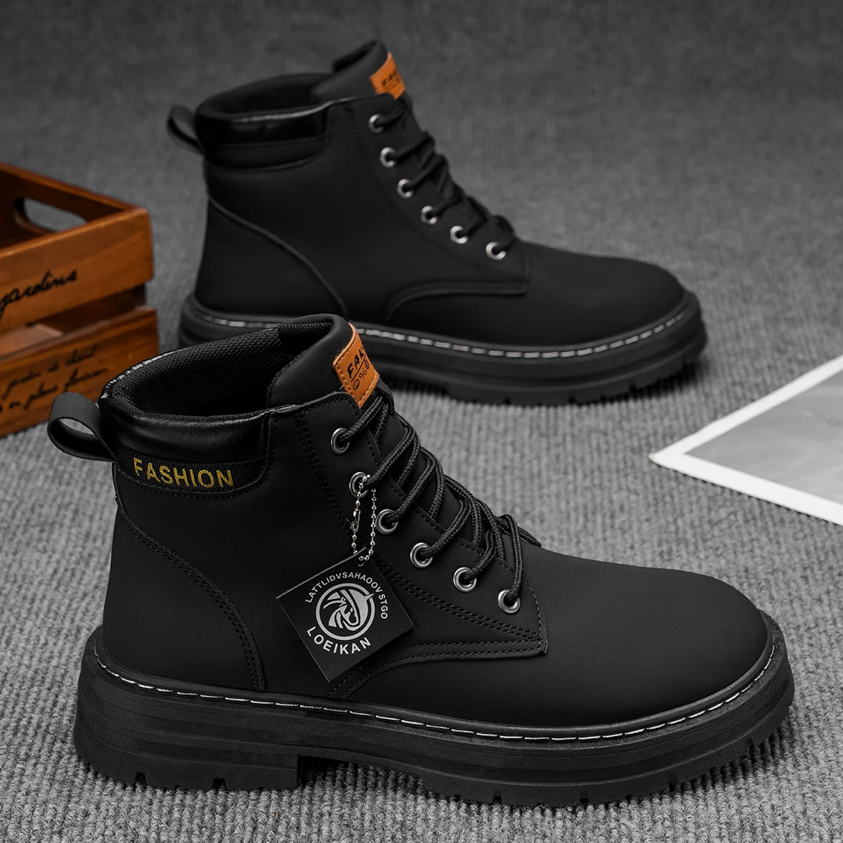 

Men's High Top Denim Boots, Casual Sports Shoes, Trendy and Fashionable Men's Boots