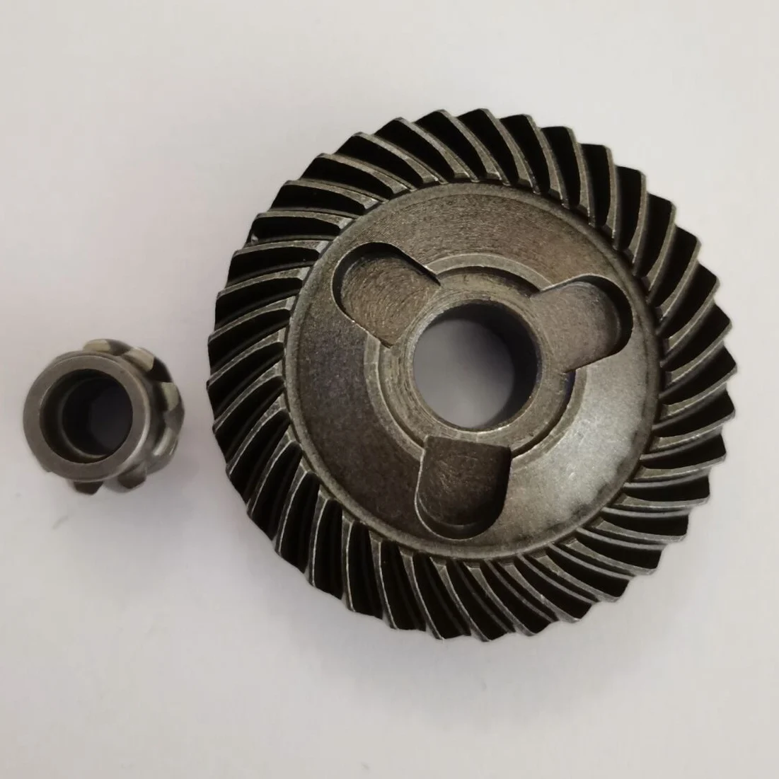 Spiral Bevel Gear Replacement for Bosch GWS14-150C GWS10-125C GWS1000 GWS15-125CIT GWS15-150CI GWS17-150CI GWS14-125CIT