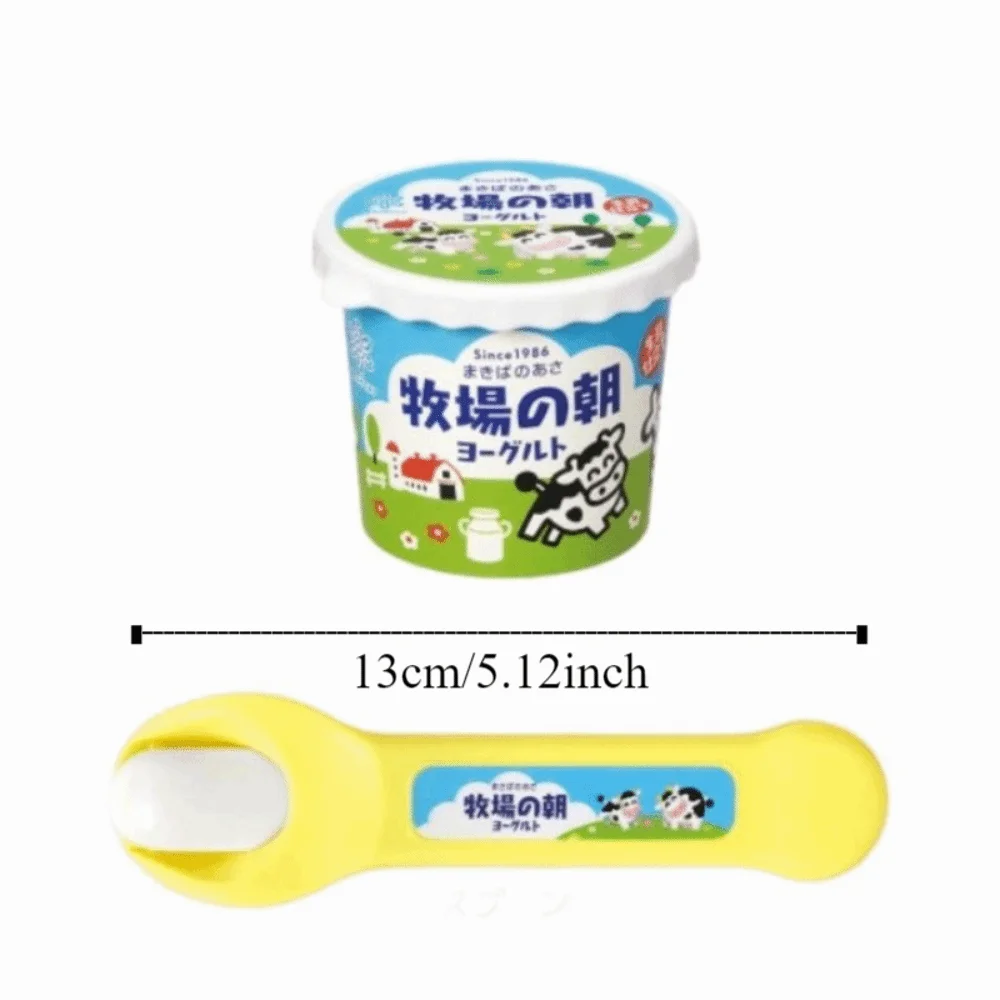 Ragazza Alimentazione alimentare Budino allo yogurt Giocattolo Orsetto Cibo Gioco di ruolo Educazione precoce Fai finta di giocare Modello di casa Giocattolo da cucina
