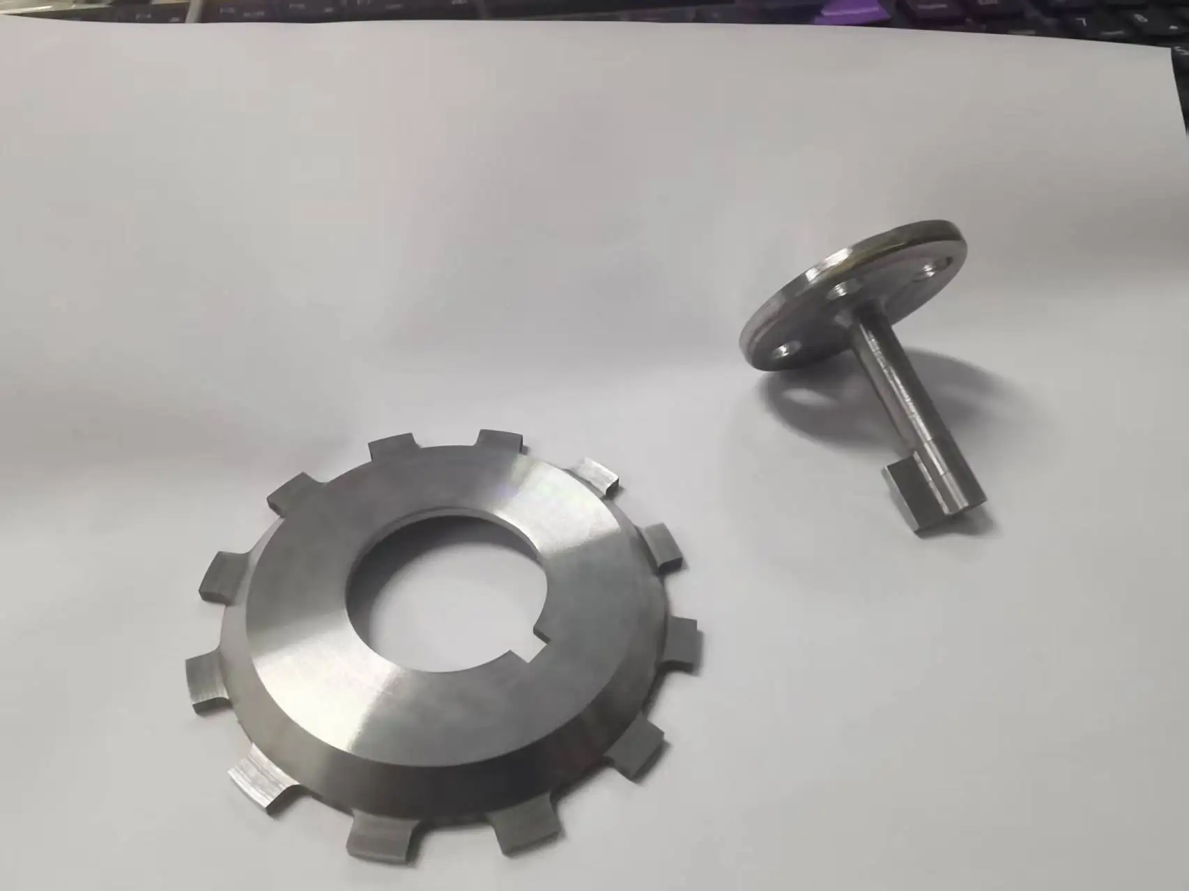 : Kołki pozycjonujące i bloki pozycjonujące