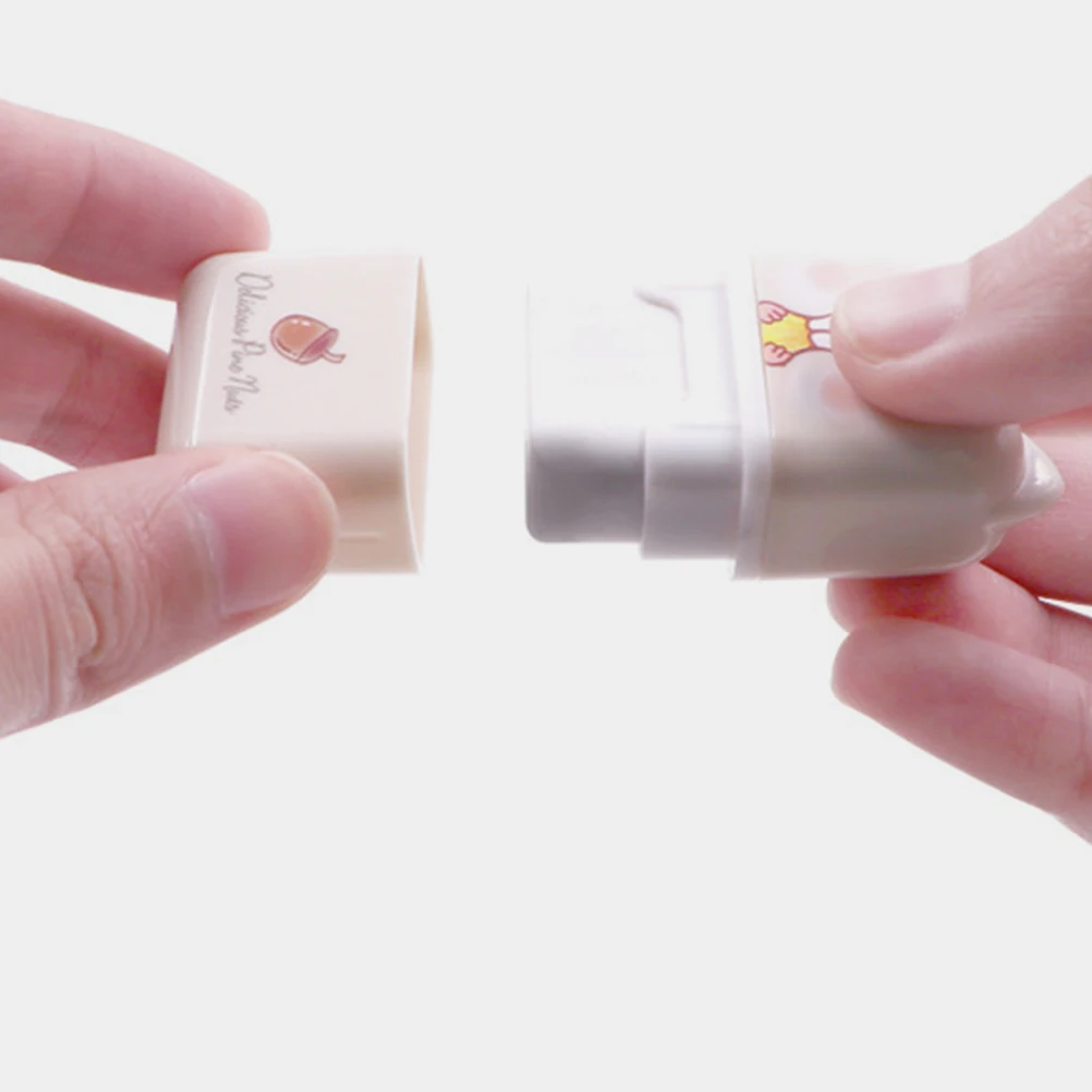 

4Pcs Cartoon Animal Erasers Cute Rolling Pencil Erasers Portable Students Gifts Educational Stationery School Things for Girls