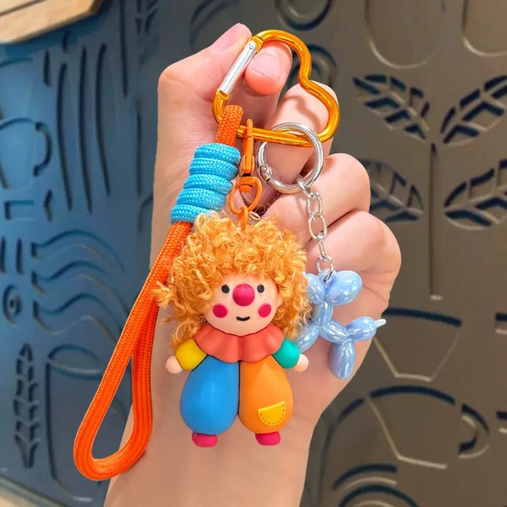 Trendy Funny Curly-haired Clown Keychain Creative Cartoon Bag Charm Pendant PVC Cute Curly-haired Doll Key Ring Girls Gifts