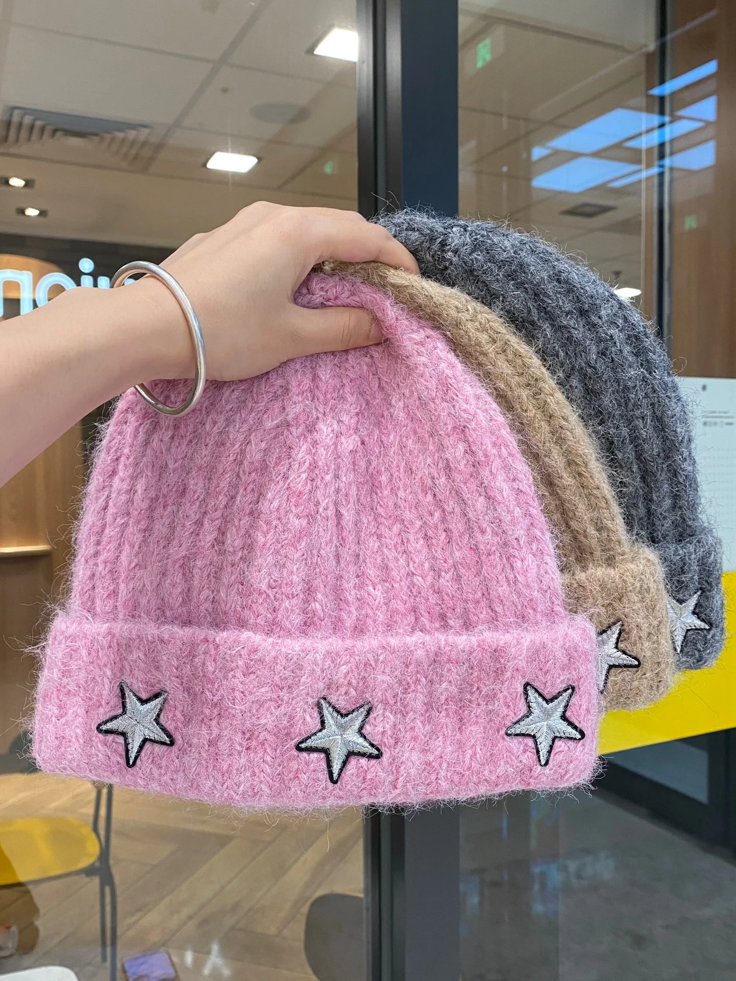 warm-knitted-woolen-hat-with-embroidered-stars-unisex-autumn-winter-cap-for-men-and-women-trendy-versatile-cold-weather-hat