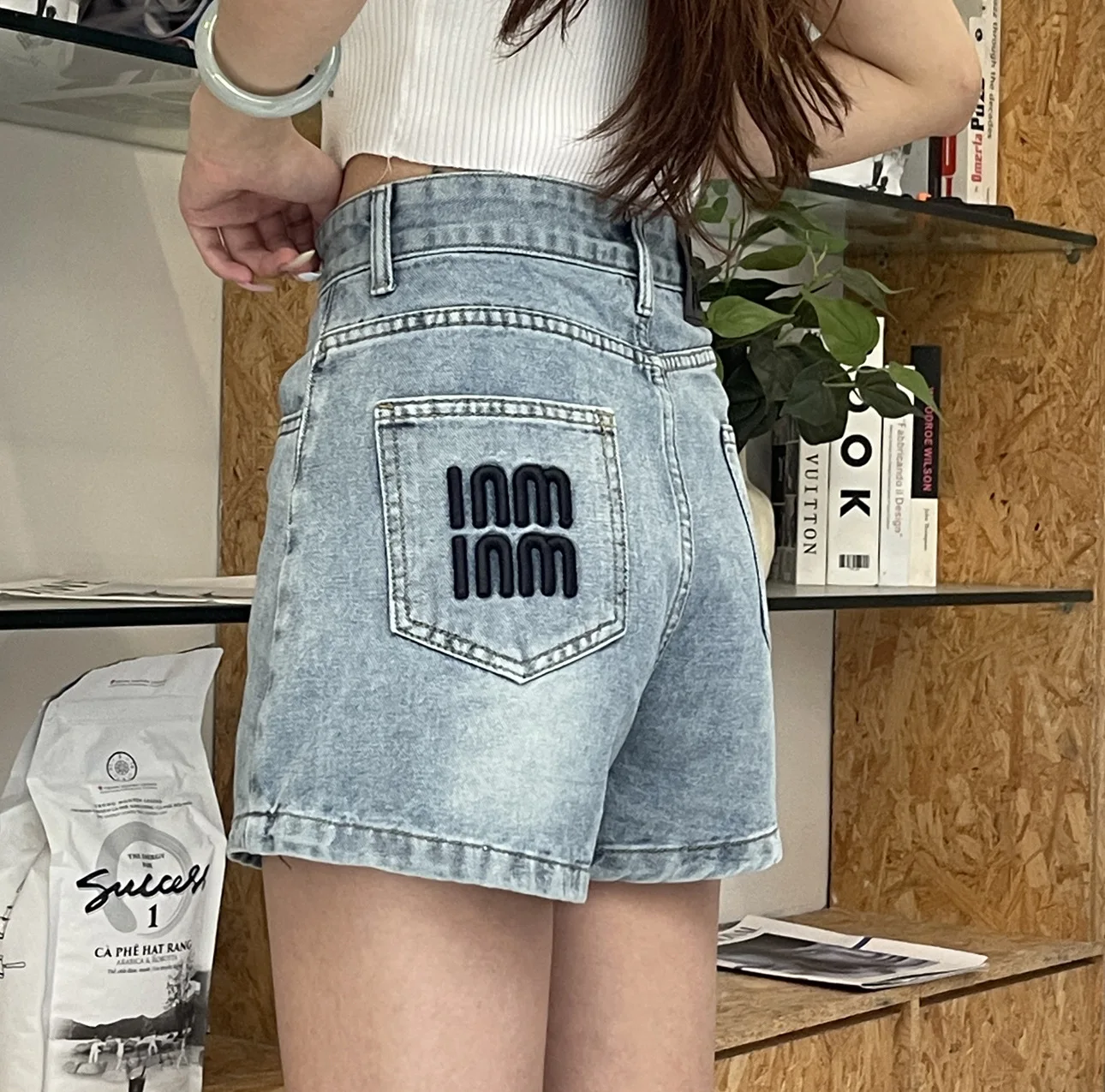 2024 new summer thin denim shorts for women slim high waist fashionable and versatile thin loose design