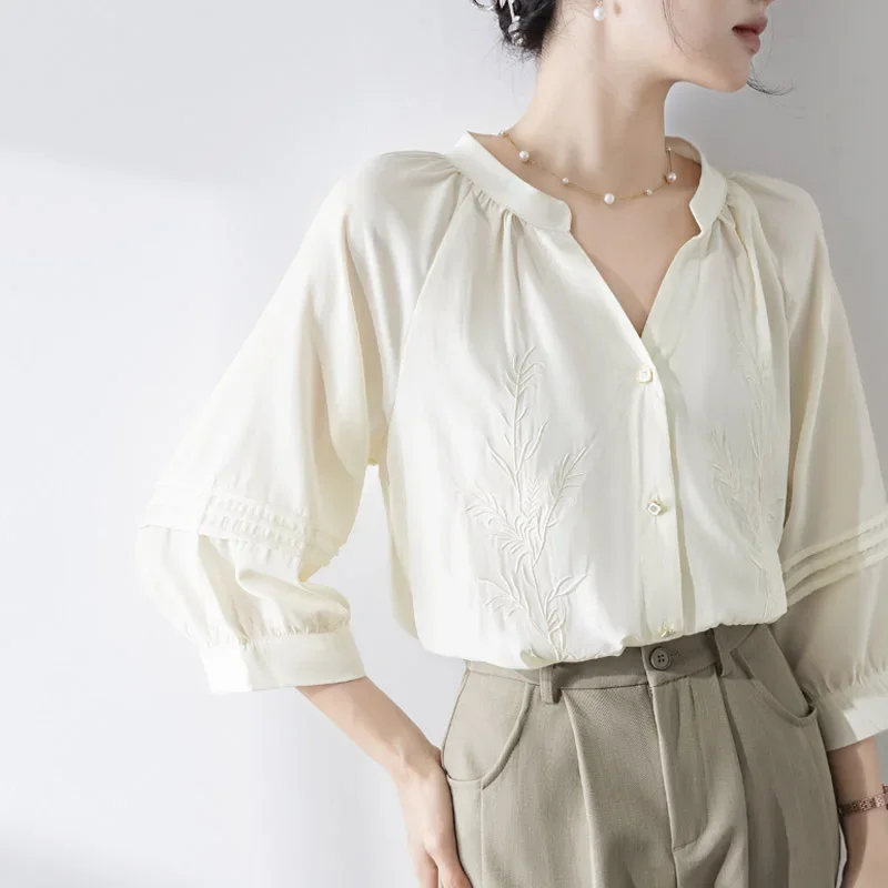 Chiffon.Vintage Women Blouses Summer Blouses Solid Women's Shirts V-neck Clothing Sales Loose Short Sleeve Embroidery Korean Top