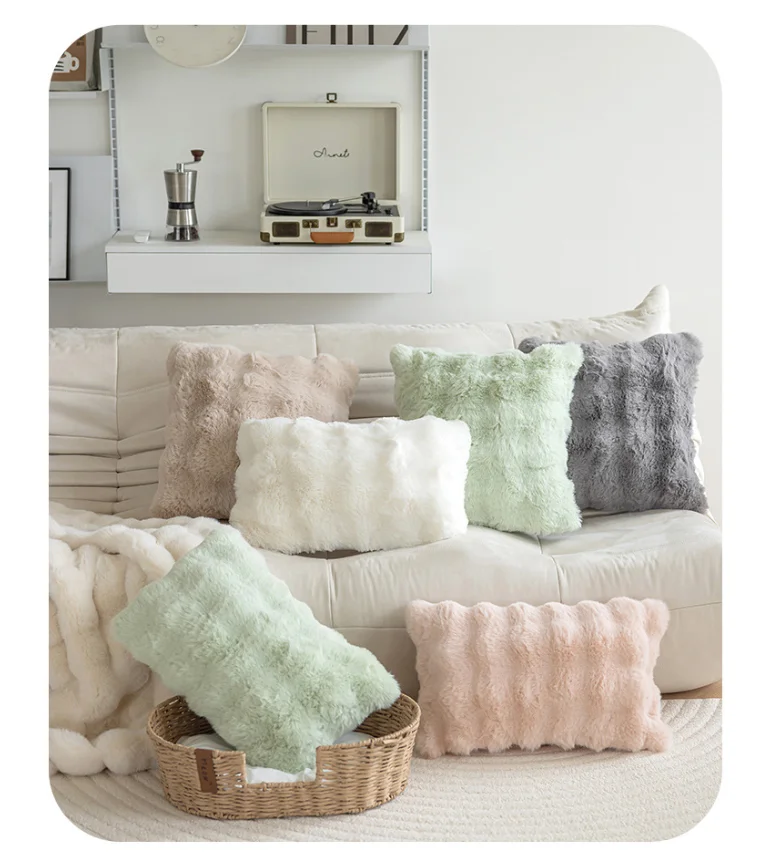 Imitation rabbit fur pillowcase solid color warm plush cushion cover fluffy pillow cover