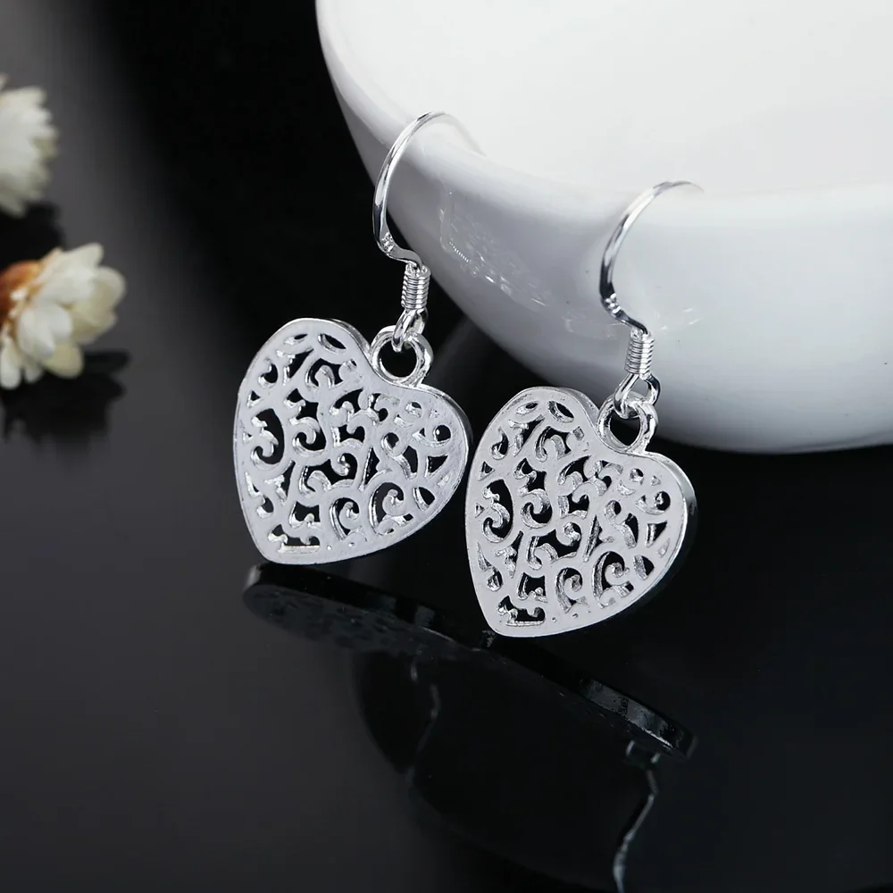 

Exquisite Fashion 925 Sterling Silver Carved Heart Earrings for Women New Party Jewelry Christmas Gifts Wedding