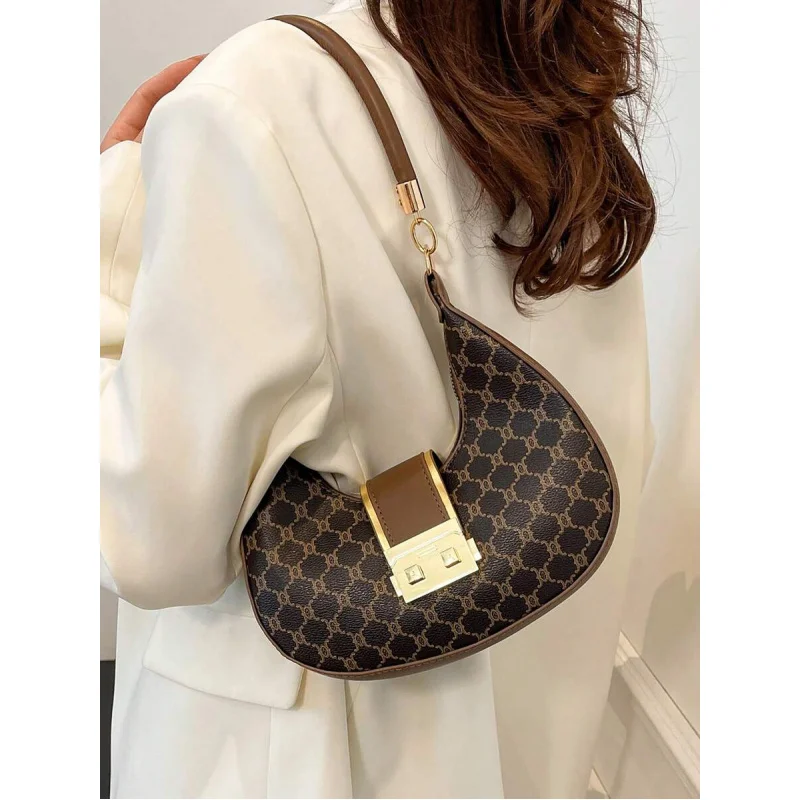 

2025 Women's Geometric Shoulder Bag | Multi-Color | Golden-Tone Hardware | Zip Closure | Versatile Business & Casual Use | Polye