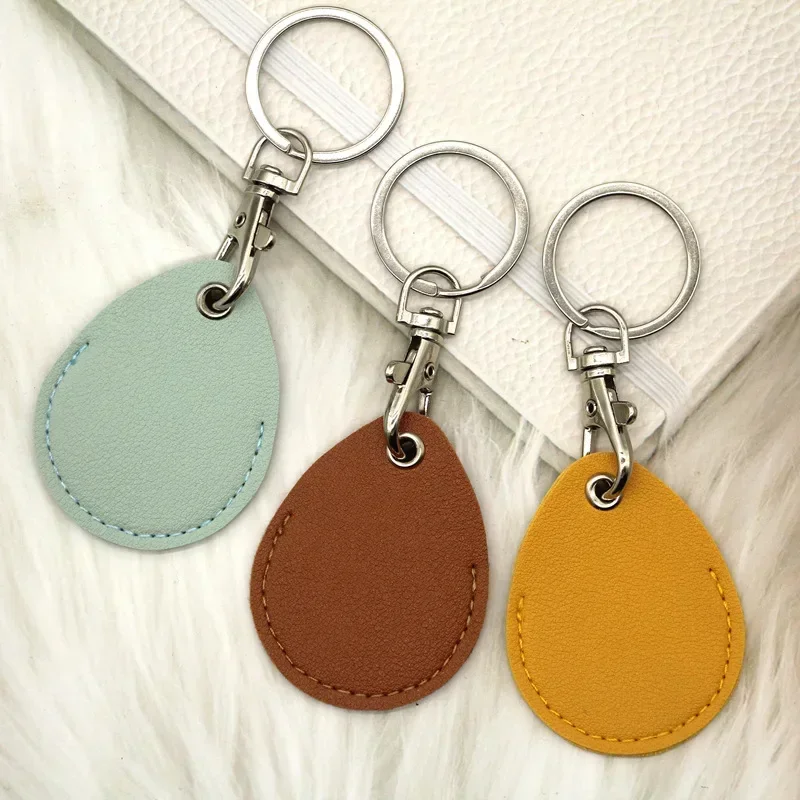 

Custom Logo Water Droplet Shape Access Card Leather Keychain Laser Engrave Keyring for Air Tag Personalize Key Chain Ring Gift
