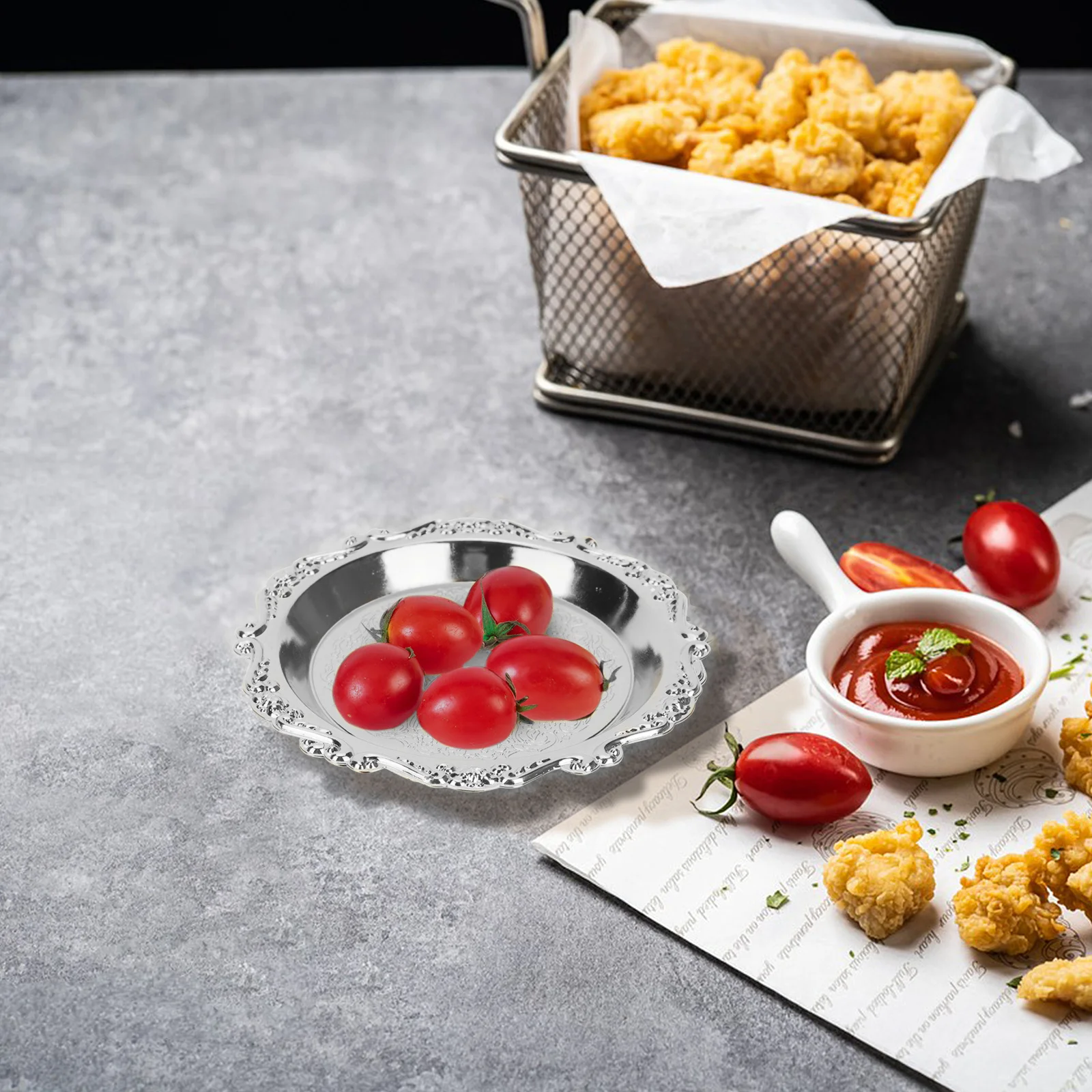 

6pcs Mini Snack Plate Vintage Metal Serving Tray For Appetizers Fruits Nuts Chips Candy Dry Food Party Holiday Decoration