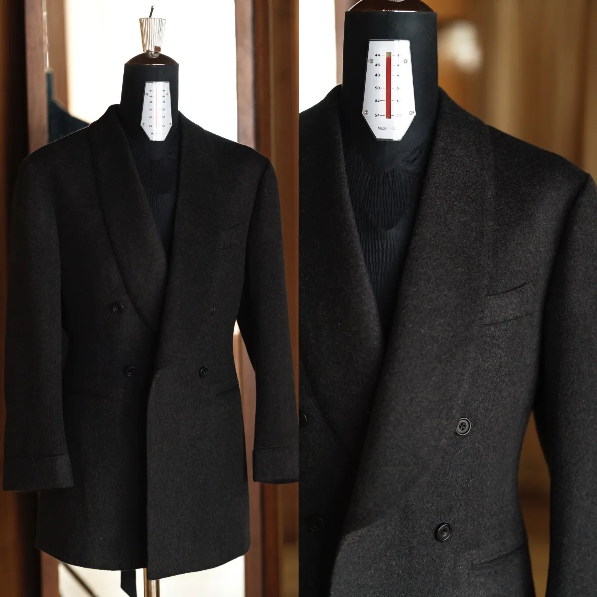 Classic Charcoal Grey Wool Double-Breasted Overcoat with Shawl Lapel and Flap Pockets Men Autumn Long Coat Customized M266713