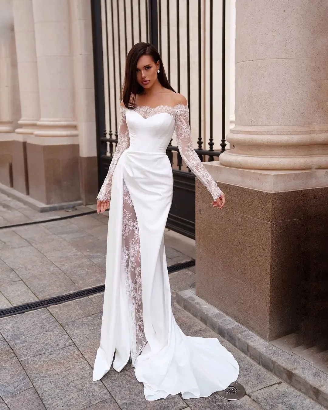 2025, elegantes, herzförmiges Meerjungfrau-Hochzeitskleid, Spitze, langärmelig, Satin-Hochzeitskleid, seitlich geschlitzt, Brautkleid, individuelle Gestaltung