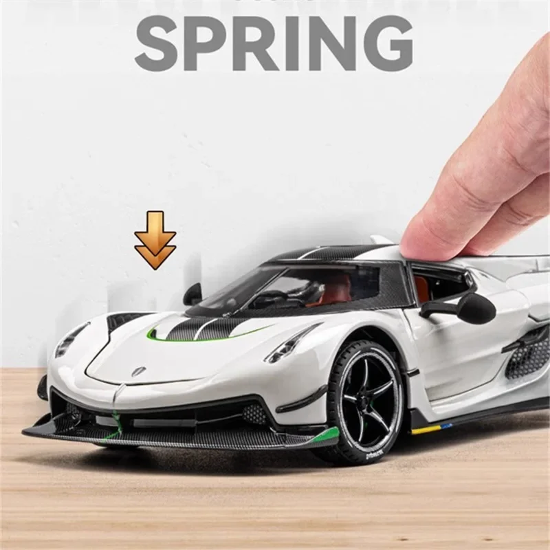 1:24 Jesko Attack Alloy Sports Car Model Diecast Metal Racing Car Model Simulation Sound and Light Childrens Toy Gift