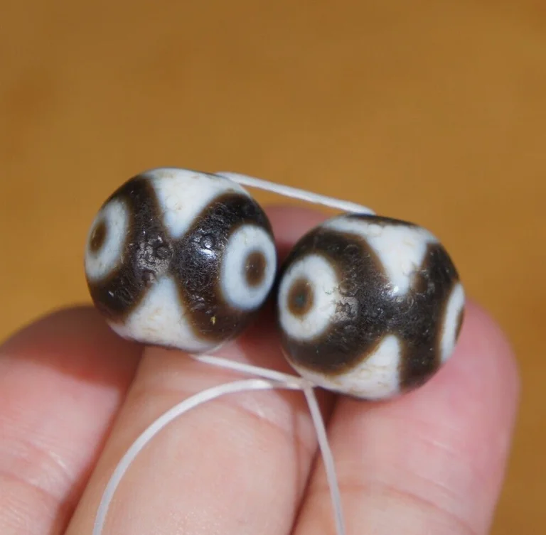 Ancient Tibetan DZI Beads Old Agate Lucky 3 Eye Totem Beads Amulet a Pair 16mm