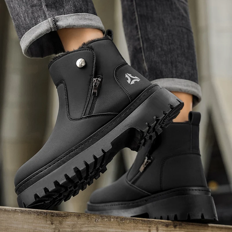 Luxury-Like 2025 Autumn-Winter Men's Boots - Thick-soled Fashion Work Boots with Foot Covers - Retro Outdoor Short Boots 39-44