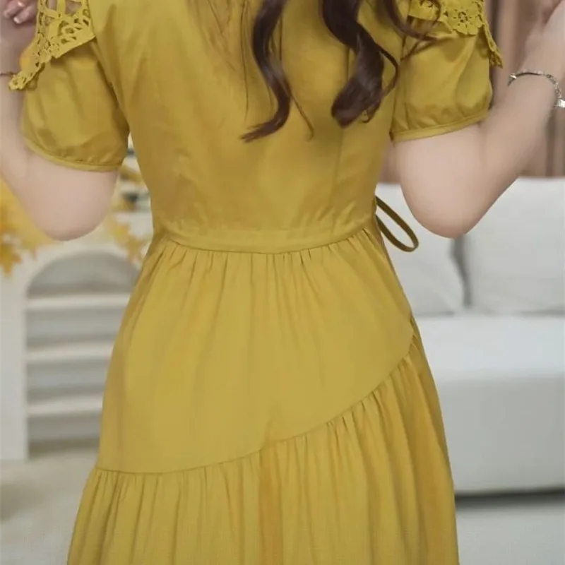 2026 Summer Women's New Temperament Age-reducing Dress Small Fragrant Style Thin Meat Cover Fashion Young A-word Skirt Children