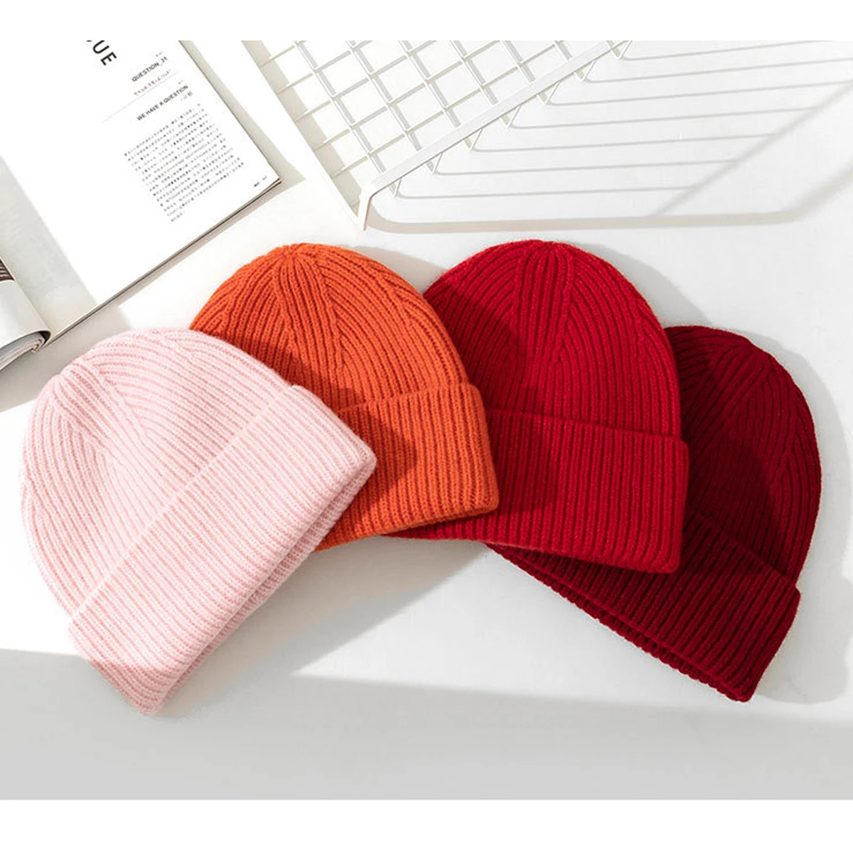 2024 New Korean Wool Acrylic Knitted Caps Women Men Skullcap Autumn Winter Elastic Skullies Beanies Cap Wholesale For Couple