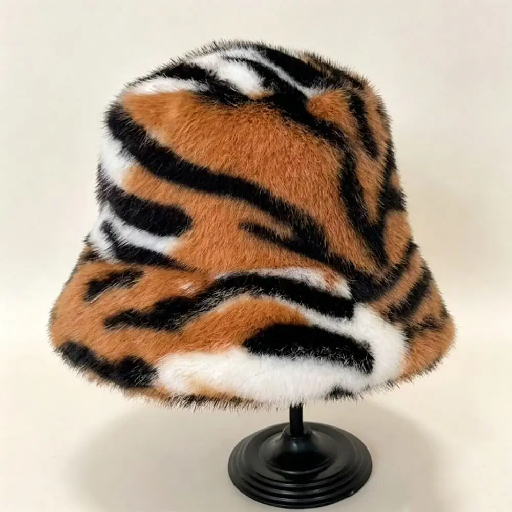 Small Tiger Pattern Face Show Fisherman's Hat British Japanese Style Casual Women's Faux Fur Beret Hat Fashion
