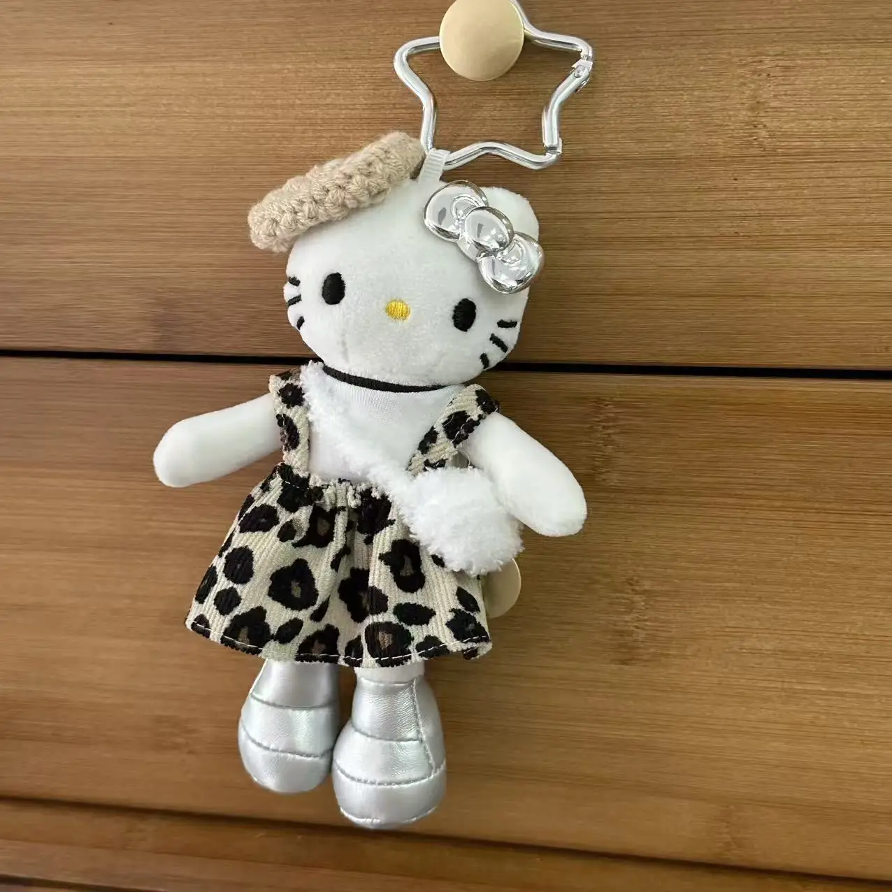 Hello Kitty longues jambes jouets en peluche porte-clés dessin animé fille chaude sac à dos pendentif poupée anniversaire enfants Fans cadeau