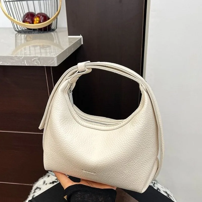 Classic Designer Paris Fashion Large Capacity Women Diaper Bag Elegant Leather Minimalist Leisure Business Multi-Function