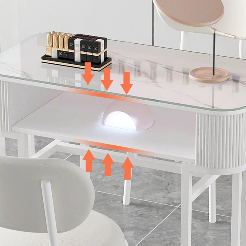 ヨーロッパの高級ネイルテーブル、絶妙な魅力、エレガントなイタリアンネイルデスク、ユニークなデザイン、マニキュアリスト用テーブル、サロン家具