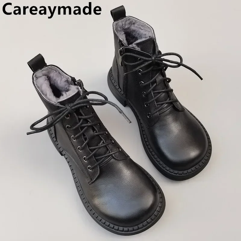 Botas curtas de couro real femininas, botas de couro genuíno, couro genuíno, versão grande, larga, casual, feito à mão, sapatos simples, botas de lã