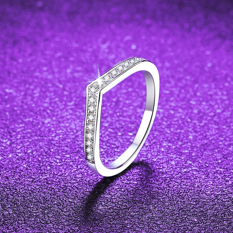 

S925 Silver White Gold Plated D Color Moissanite V-Shape Micro-Pave Ring for Women, US Size 5-9, Exquisite Jewelry.