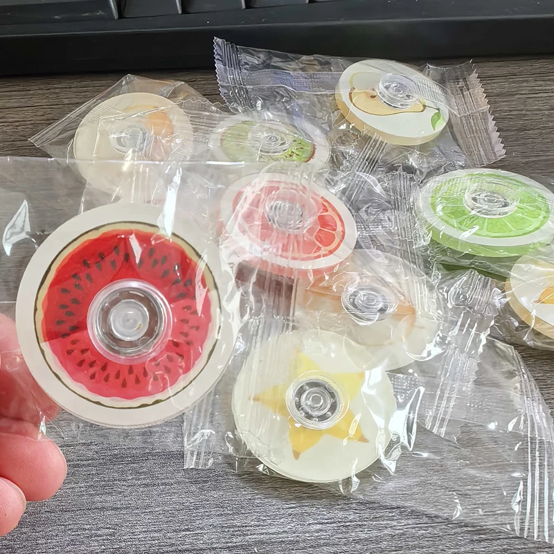 10個入り フルーツ型 小型フィジェットスピナー 不安解消 ストレス解消 おもちゃ 子供用 教室賞品 パーティーの景品 グッズバッグ詰め合わせ