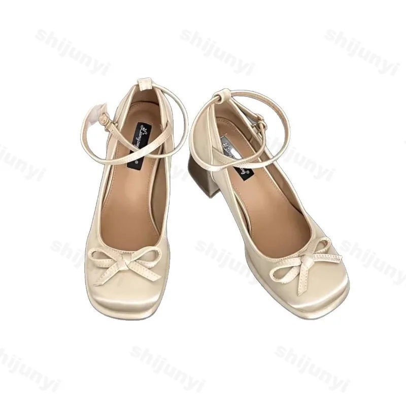 أحذية نسائية مشبك حزام المرأة عالية الكعب 2025 جديد الخريف موضة فراشة عقدة فستان مضخات النساء أحذية ماري جين الضحلة