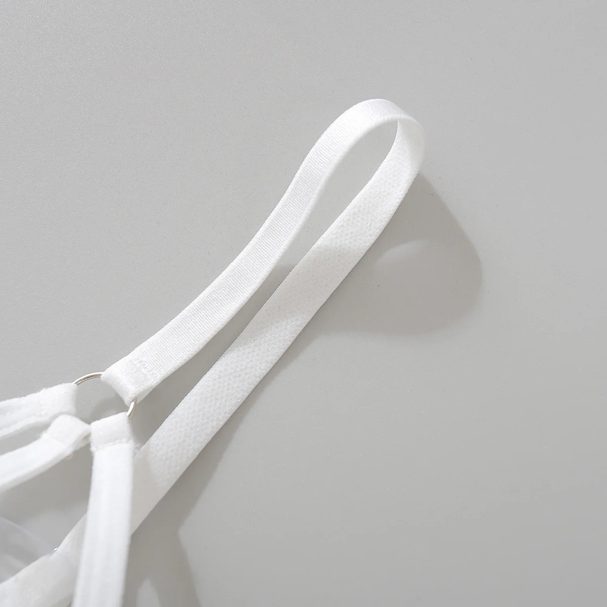 Set reggiseno trasparente scavato in pizzo sexy Lingerie stile puro desiderio da donna senza togliere la biancheria intima bianca femminile tentazione