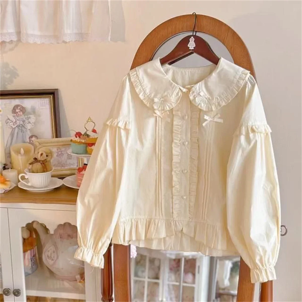 Autumn New Kawaii White Peter Pan Collar Lolita Blouses Women Japanese Sweet Lace Long Sleeve JK Shirts Spring Chic Tops