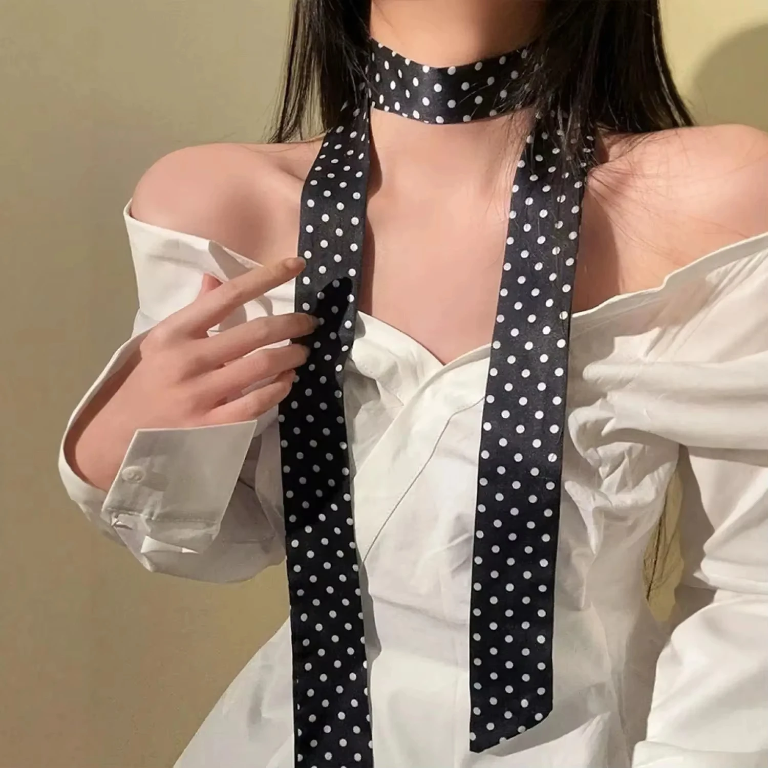 Long Black White Polka Dot Chokers Necklaces for Women French Thin Soft Ribbon Neck Chain Party Formal Dress Accessories