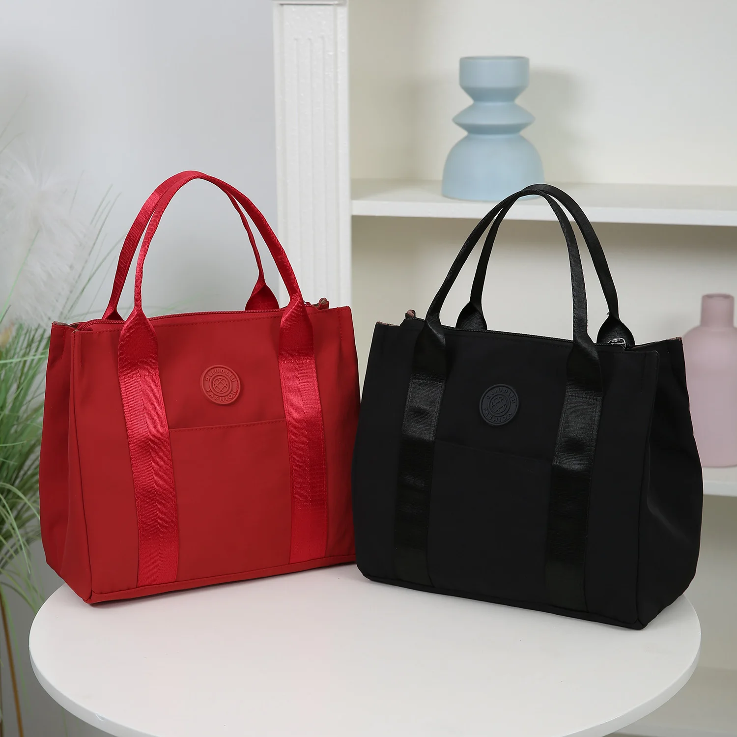 

DLIU, new style, solid color, handbag, lunch bag, miscellaneous storage bag, for work or school, going out shopping.
