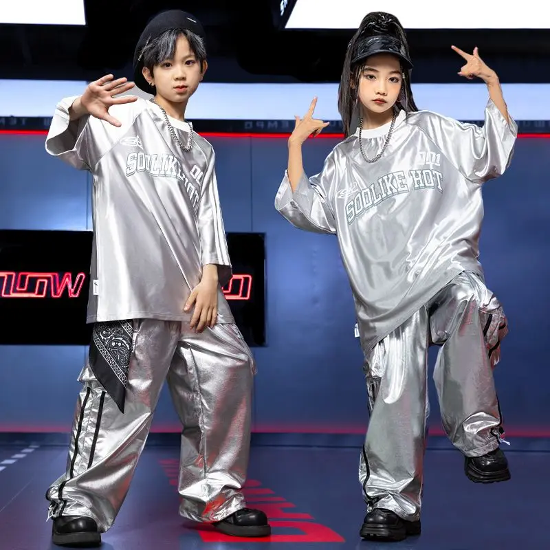 Meninos prata hip hop camiseta meninas dança de rua k-pop calças de carga conjunto de roupas de couro do plutônio criança brilhante streetwear crianças jazz traje